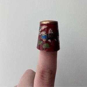 Cloisonne Gold Fish Fish Thimble